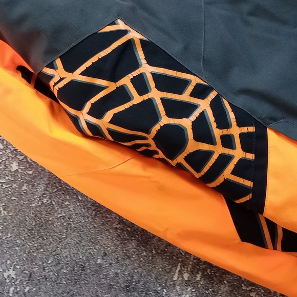 Kids SPYDER Neon Orange Winter Jacket Challenger Boys 2021 - Picture 6 of 11